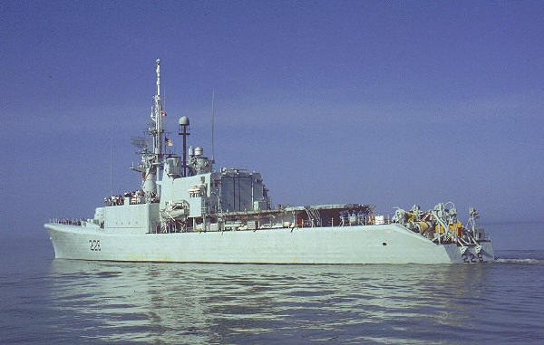 005-hmcs-ottawa.jpg
