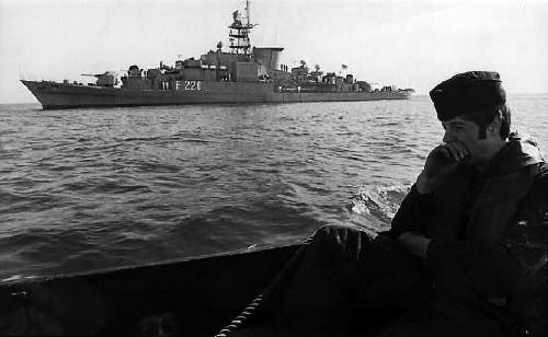 schiff-13.jpg