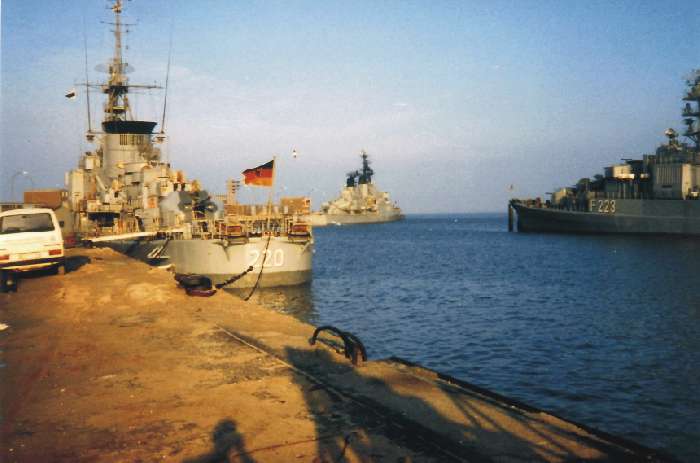 file008.jpg